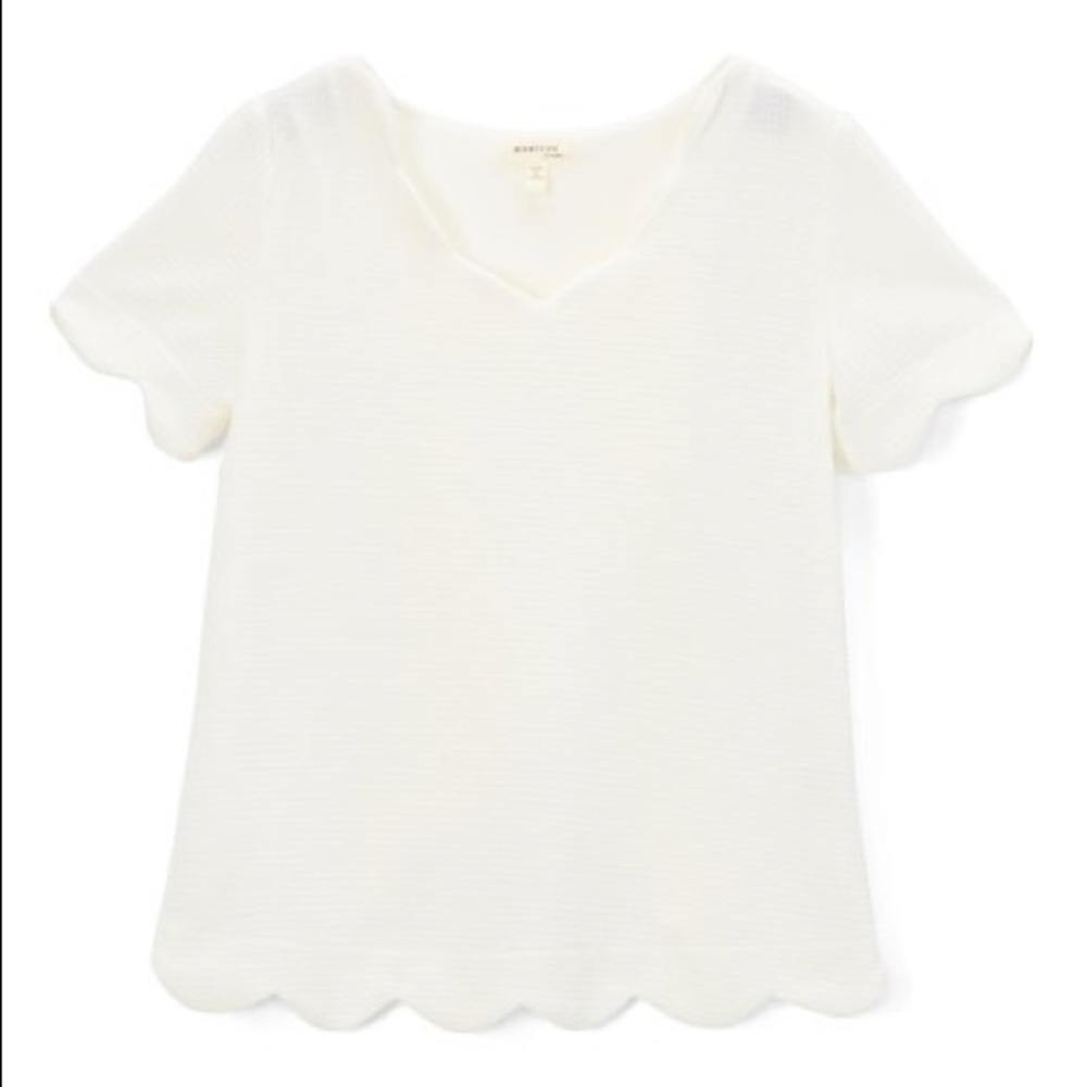 Monteau Top Scallop-Hem V-Neck Top, Ivory Small